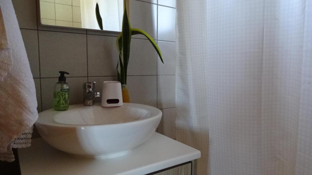Happy Glamping Cy Villa Agios Theodoros Eksteriør billede